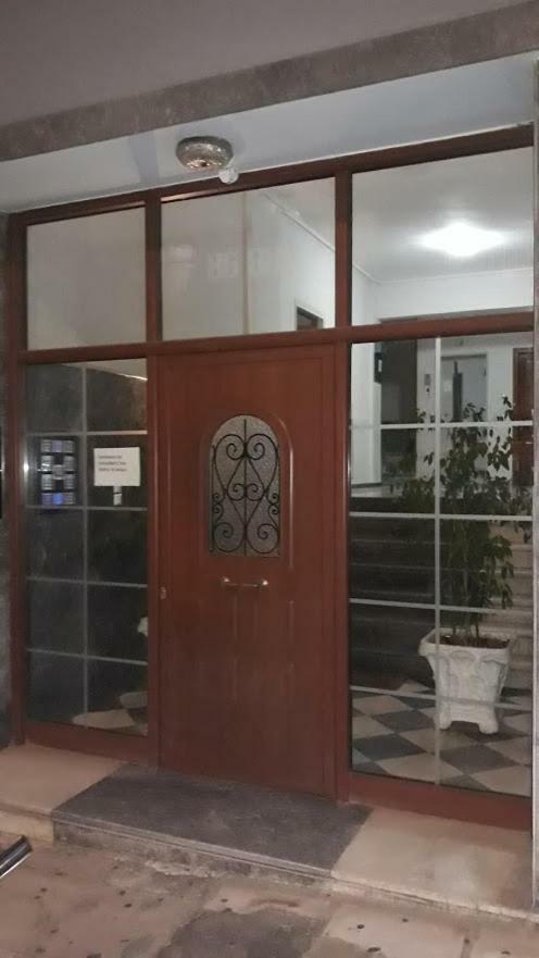 Modern Apartment, 5΄ Walk From Central Metro Station アテネ エクステリア 写真